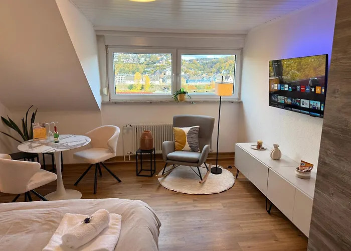 Rheinblick-apartment Snacks, Ambilight & Boxspringbett アパート