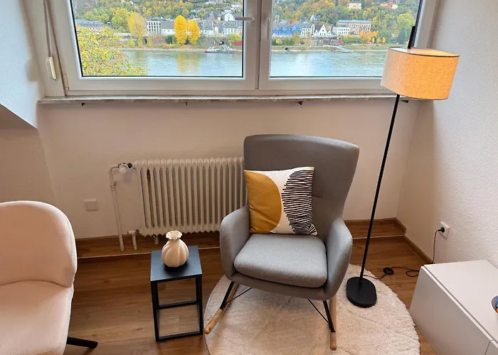 Appartement Rheinblick-apartment Snacks, Ambilight & Boxspringbett Koblenz (Rhineland-Palatinate)